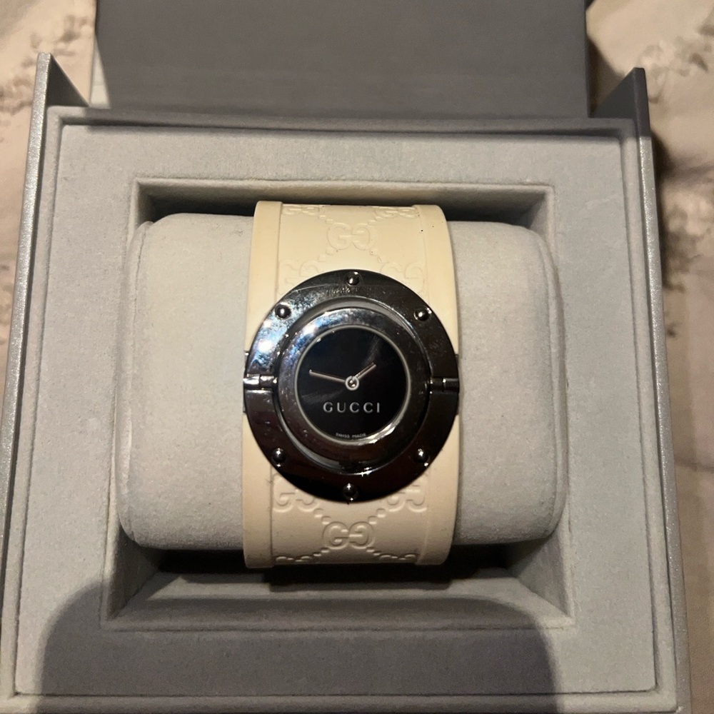Women’s Gucci Twirl Watch
